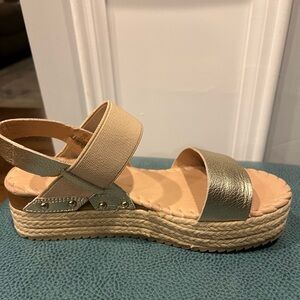 Bottero Italian stacked wedge sandals Gold